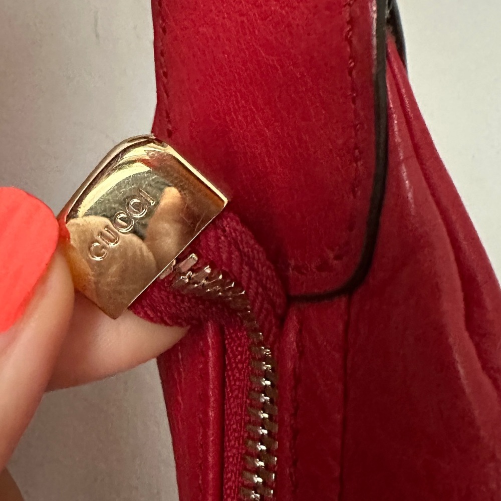 Gucci Gucci Red Pebbled Leather Large Soho Hobo Bag - Picture 5 of 17